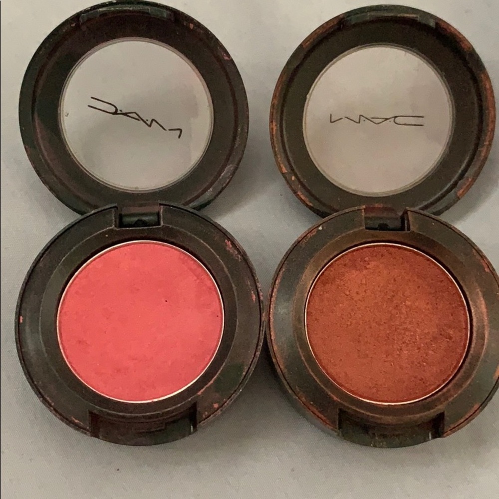 MAC eyeshadow